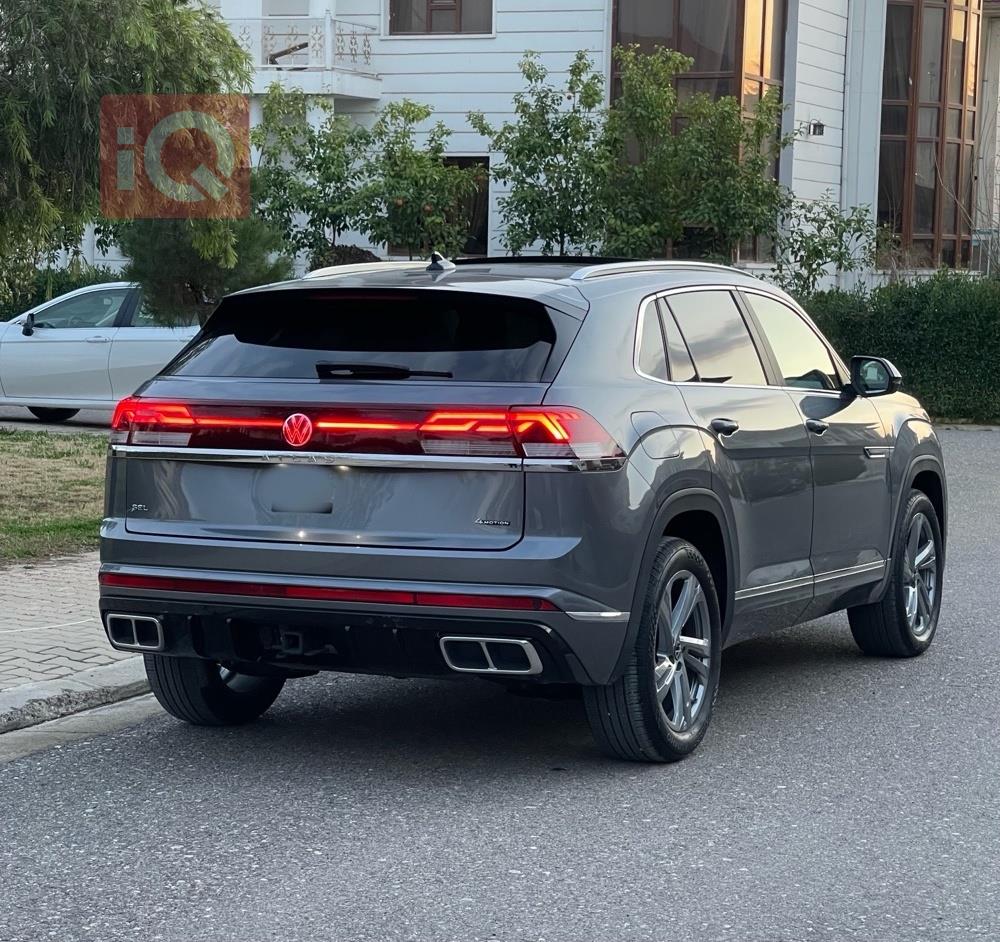 فولكسفاغن أطلس كروس سبورت